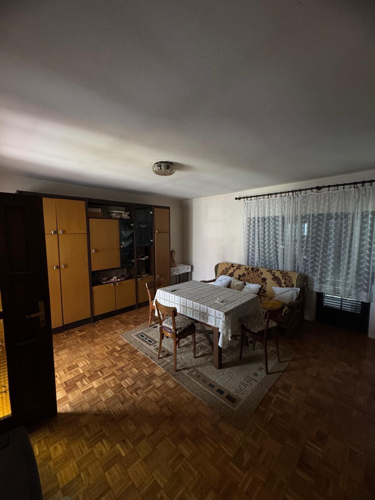 2 KUĆE – ŠĆITARJEVO, 200 m2 + 75 m2
