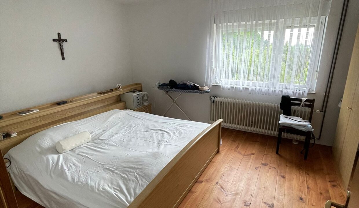 19ac026d-d6bd-4293-b90a-0e0d98173fe2