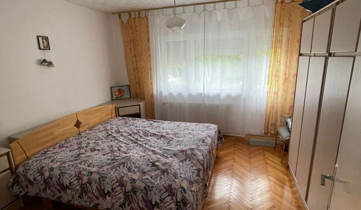 67416702-5466-457c-bc1c-db9404865190