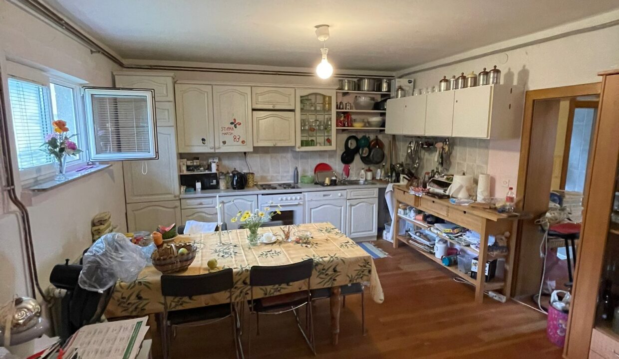 c0a46e12-d849-4bd9-8ec0-2128b81107ca