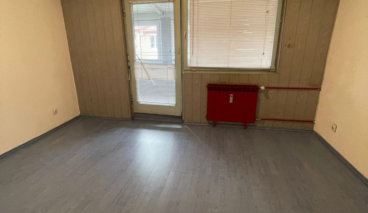 6aeed052-603b-4b55-8115-ab5c63cb65db