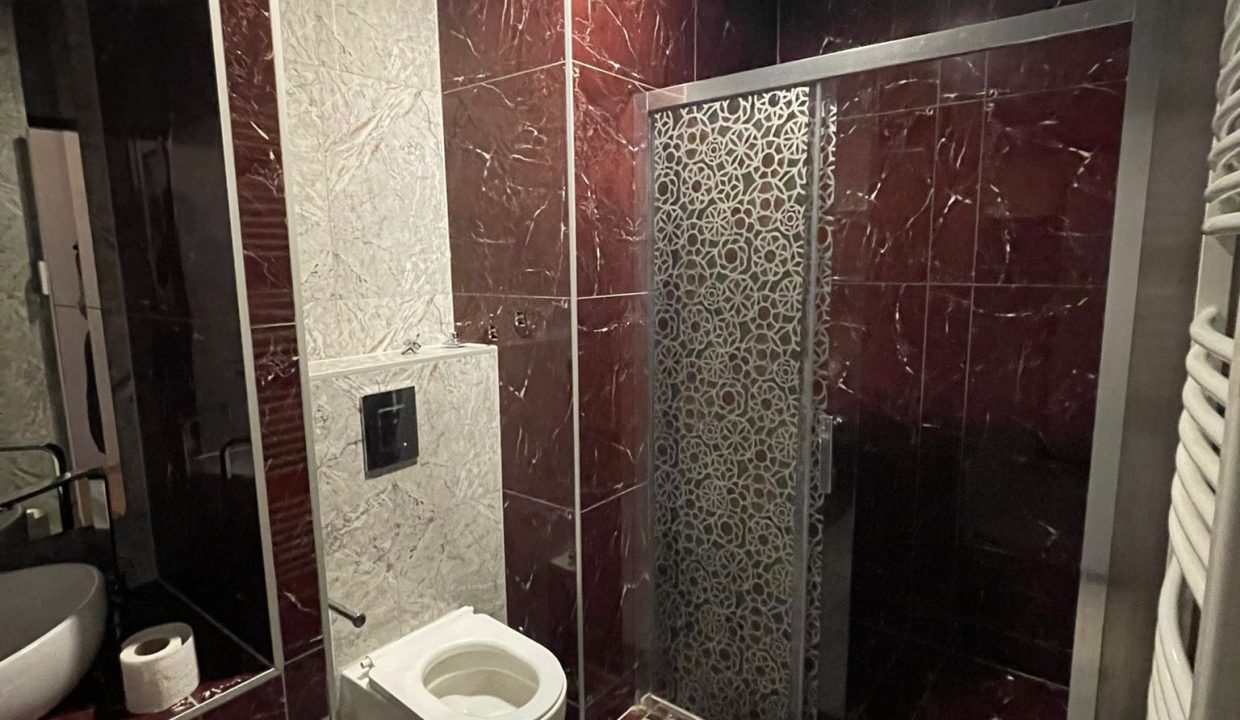 a7605bb1-f42e-477b-b078-294514a893b0