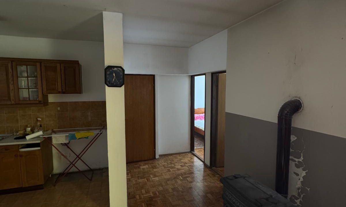 58c0faed-2dc0-4c77-a0e2-b84ba12d21a4