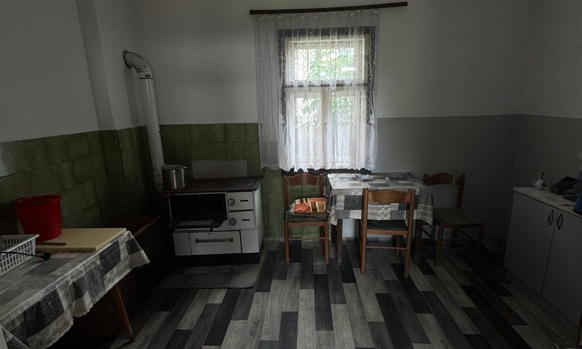 682fa570-2a2c-4000-bda4-33336c25a2d2