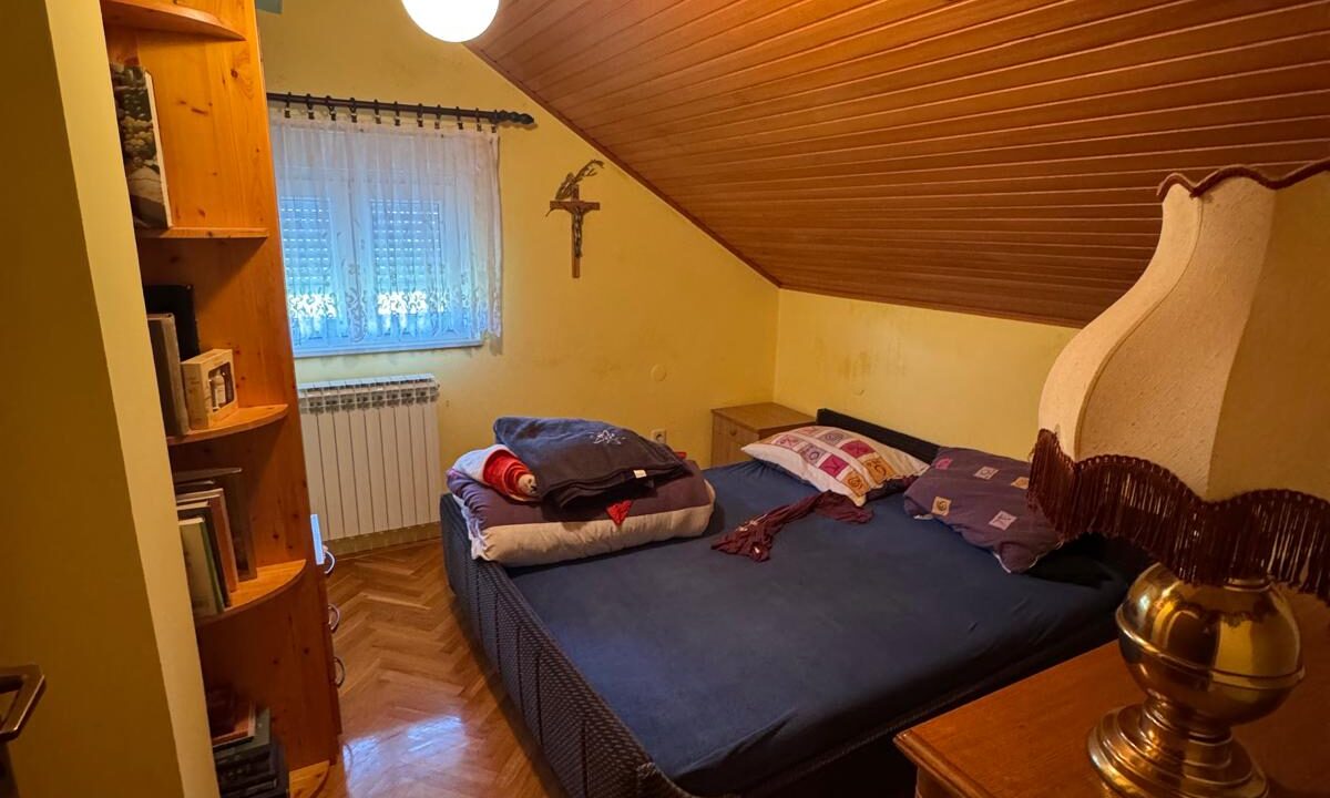 3d900017-6ed9-4f1a-bbed-e957286b9481