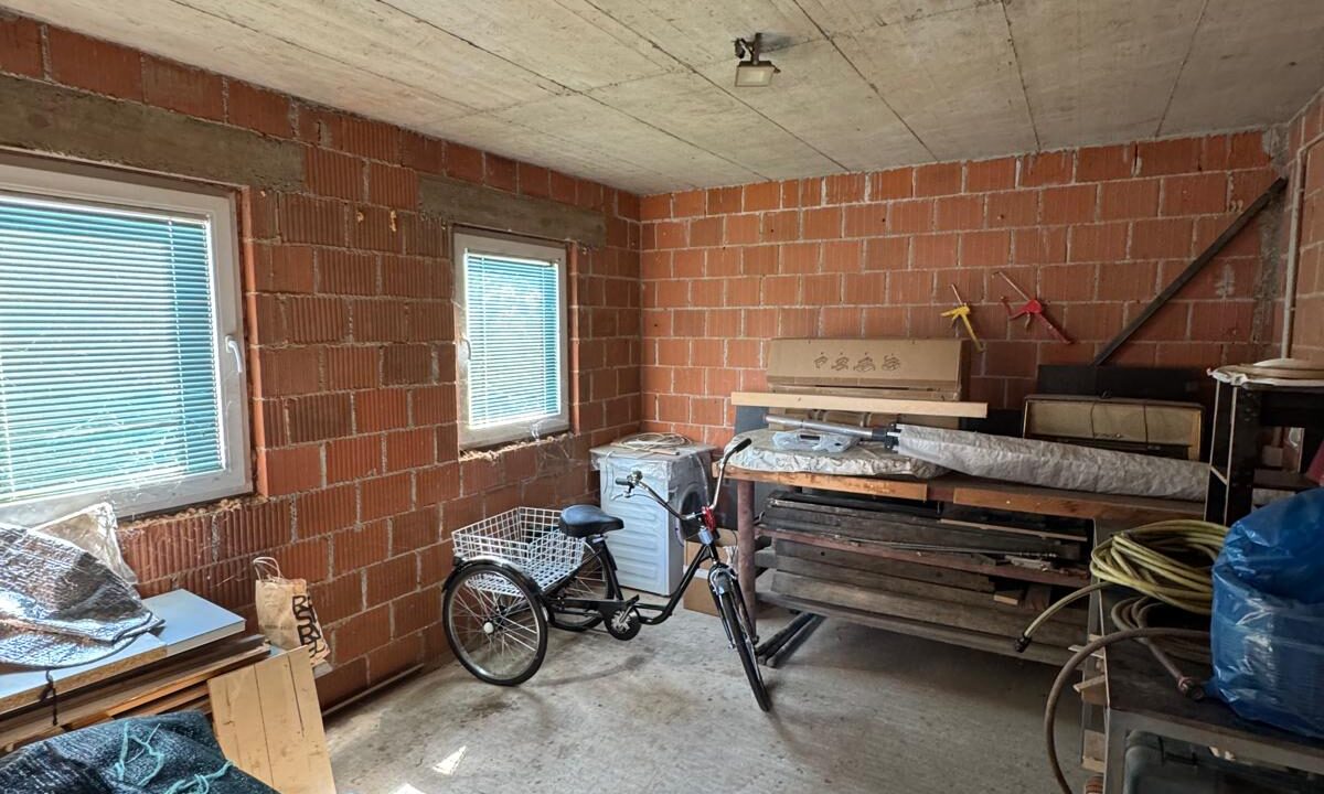 cb4f0ed5-779d-4606-90b7-e053df1443e3