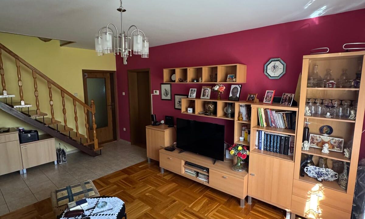 d430ff91-718a-470c-a00e-fadd504eae73