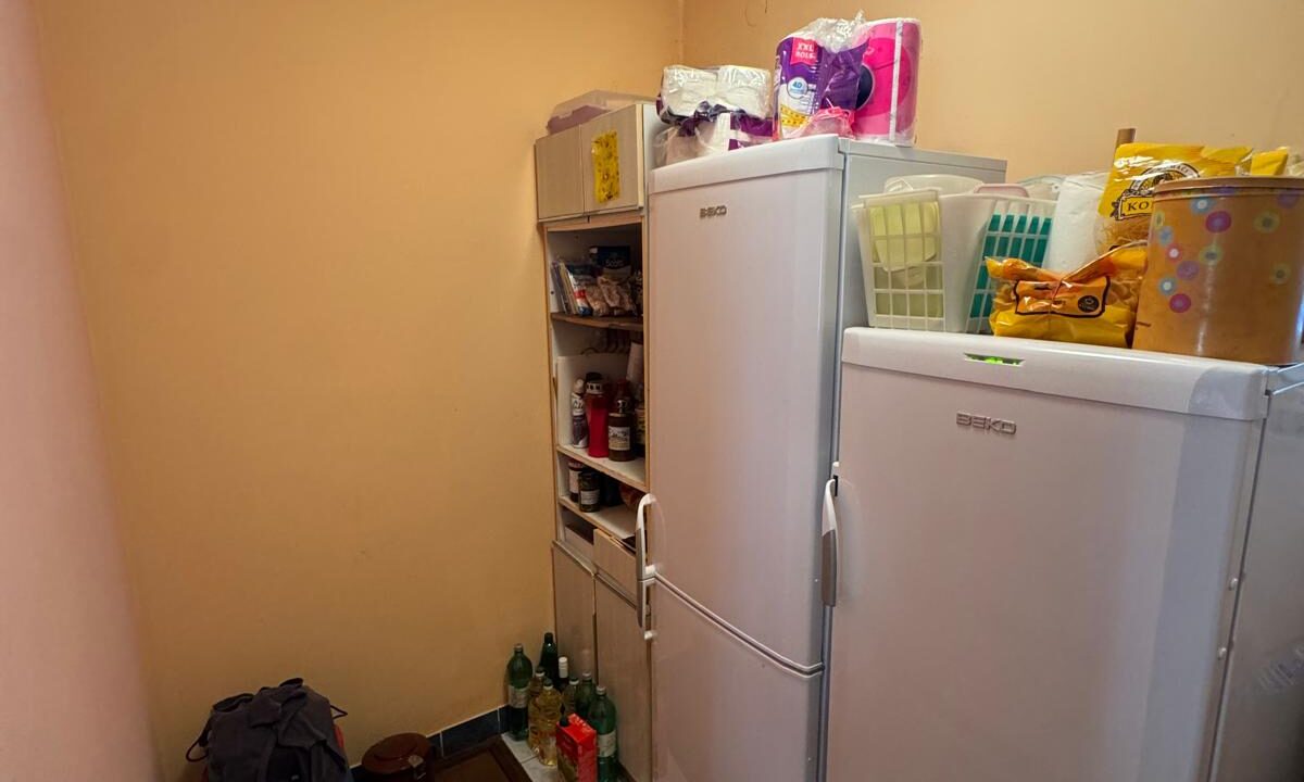 e995f46e-662c-481b-99e1-e49836d5f1de