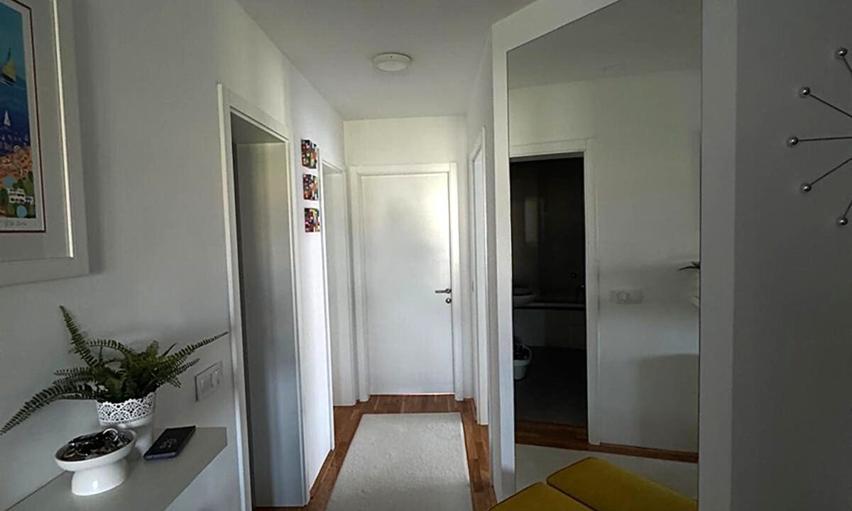 1d7ea2e1-ebfa-4c4e-b821-d9065af9b86c