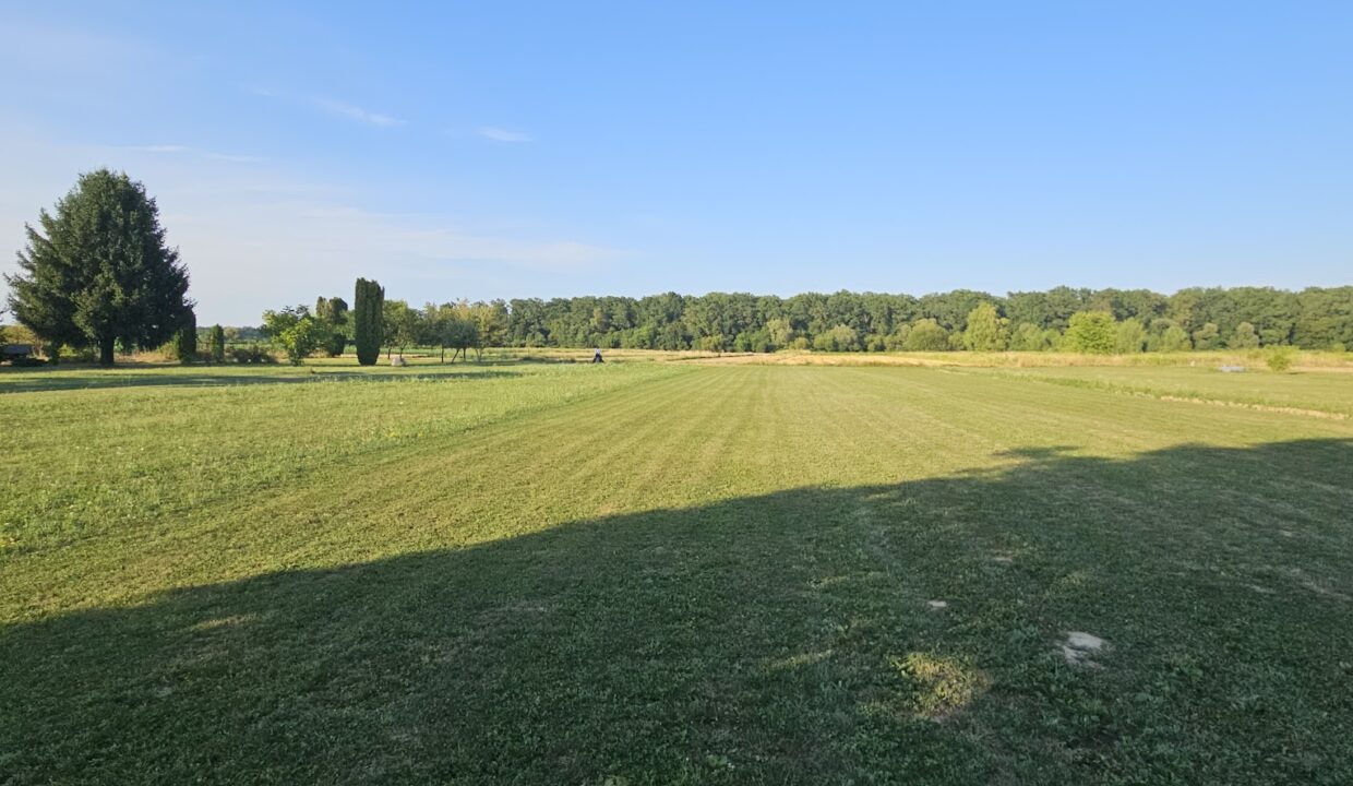 6a83c0d3-21a0-481b-92cc-de1aab171a39